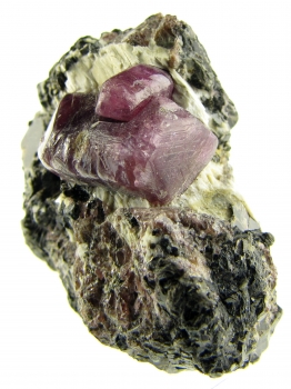 Corundum (var. Sapphire) in Schist from Zazafotsy Quarry (Amboarohy), Ihosy District, Horombe Region, Fianarantsoa Province, Madagascar [db_pics/pics/corundum1b.jpg]