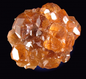 Garnet var. Hessonite from Jeffrey Mine, Asbestos, Quebec, Canada [db_pics/pics/hessonite5f.jpg]