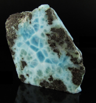 Larimar aka Blue Pectolite from Filipinas Larimar Mine, Los Checheses, Sierra de Barouco, Barahona Province, Dominican Republic [db_pics/pics/larimar3c.jpg]