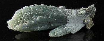 Quartz with Hedenbergite from Serifos, Greece [db_pics/pics/quartz59d.jpg]
