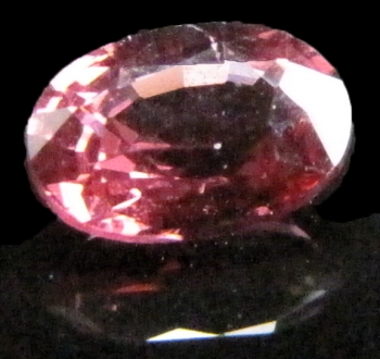 Spinel (rough and cut) from Mogok, Sagaing District, Mandalay Division, Burma (Myanmar) [db_pics/pics/spinel4f.jpg]