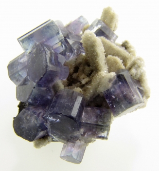 Apatite and Bertrandite on Quartz from Golconda District, Governador Valadares, Minas Gerais, Brazil [db_pics/pics/apatite1b.jpg]