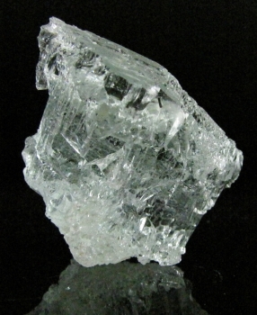 Beryl var. Aquamarine (etched) from Itatia Mine, Minas Gerais, Brazil [db_pics/pics/aqua12b.jpg]