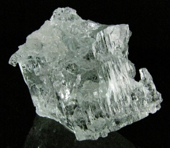 Beryl var. Aquamarine (etched) from Itatia Mine, Minas Gerais, Brazil [db_pics/pics/aqua12c.jpg]