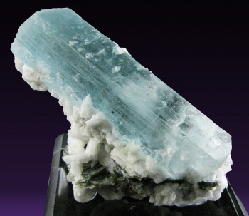 Beryl Var. Aquamarine with Clevelandite from Shigar Valley, Baltistan, Pakistan [db_pics/pics/aqua14a.jpg]