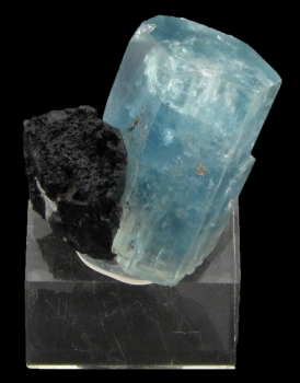 Aquamarine with Schorl from Erongo, Namibia [db_pics/pics/aqua1a.jpg.jpg]
