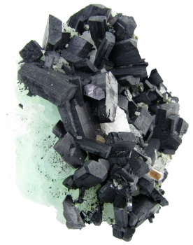 Babingtonite on Prehnite with Quartz from Hongxi, Meigu, Sichuan Province, China [db_pics/pics/babingtonite1c.jpg]