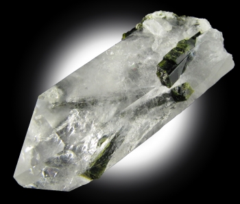 Quartz with Epidote inclusions from Capelinha, Minas Gerais, Brazil [db_pics/pics/epidote3b.jpg]