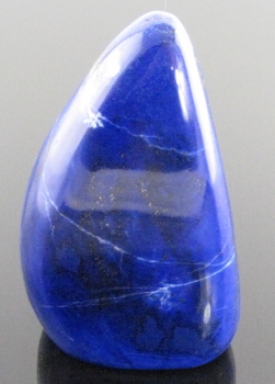 Lapis Lazuli (hand polished) from Sar-e-Sang, Badakhshan Province, Afghanistan [db_pics/pics/lapis1a.jpg]