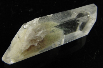 Quartz w/ phantom from Betafo, Madagascar [db_pics/pics/quartz44a.jpg]