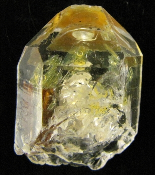 Quartz w/ petroleum inclusions from Zhob Baluchistan, Pakistan [db_pics/pics/quartz58b.jpg]