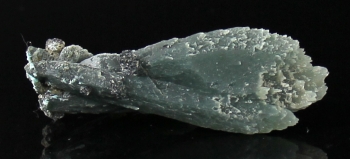Quartz with Hedenbergite from Serifos, Greece [db_pics/pics/quartz59e.jpg]
