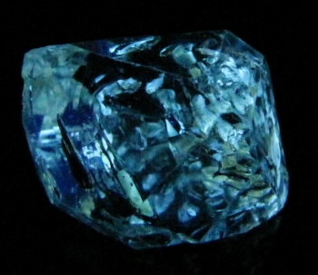 Quartz with petroleum inclusions from Zhob Baluchistan, Pakistan [db_pics/pics/quartz7c.jpg]