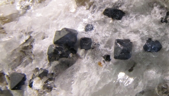 Blue Spinel in calcite with Mica from Rift Valley Province, Kenya [db_pics/pics/spinel3c.jpg]