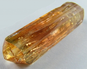 Topaz var. Imperial from Ouro Preto, Minas Gerais, Brazil [db_pics/pics/topaz3c.jpg]
