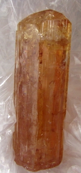 Topaz Var. Imperial from Ouro Preto, Minas Gerais, Brazil [db_pics/pics/topaz7b.jpg]