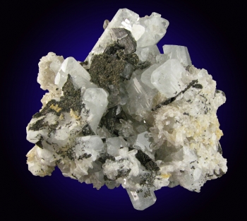 Topaz, Wolframite, Quartz and Arsenopyrite from Zabitoe Mine, Primorsky Kray, Russia [db_pics/pics/topaz8b.jpg]