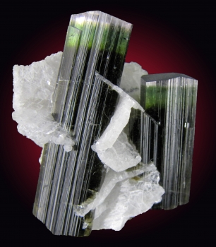 Elbaite Tourmaline with Clevelandite from Stak Nala, Skardu Road, Haramosh Mts., Gilgit, Northern Areas, Pakistan [db_pics/pics/tourm37a.jpg]