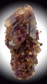 Vesuvianite from Jeffrey Mine, Asbestos, Quebec, Canada [db_pics/pics/vesuvianite3b.jpg]