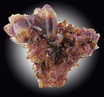 Vesuvianite from Jeffrey Mine, Asbestos, Quebec, Canada [db_pics/pics/vesuvianite3e.jpg]